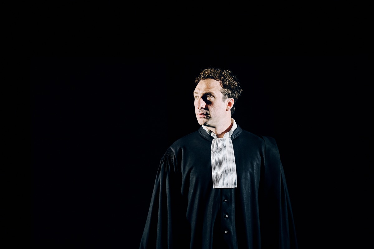 Hilaire Besse - Maître Mô scène